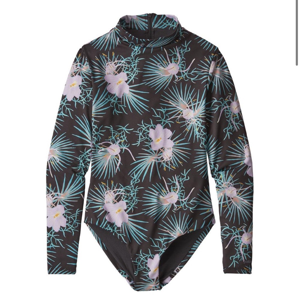 Patagonia, long sleeve, one piece swimsuit Swell Seeker women’s small ❤️